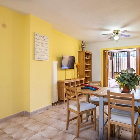 Castle Harbour Feel Like Home Flat Los Cristianos By Lovetenerife Exterior photo